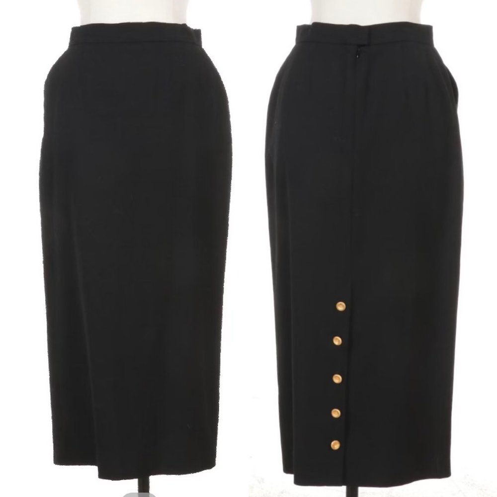 CHANEL Black Pencil Skirt 5 CC Gold Buttons Pockets Back Slit Sz 6